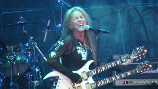 Lita Ford - Close My Eyes Forever - Green Bay - April 6,2019