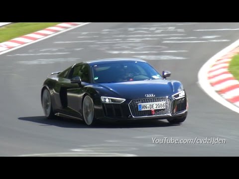 2015 Audi R8 V10 PLUS - Full Throttle Exhaust Sounds!