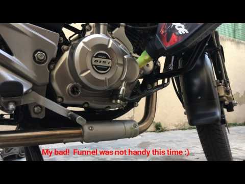 Pulsar 220F Engine Oil Change | Motul 300V