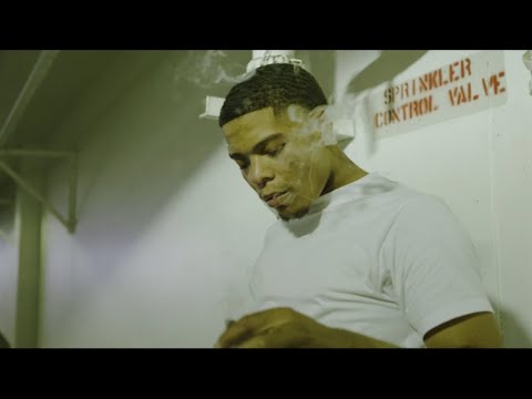 Poppa Got Bandz- Think He Sick (Music Video)