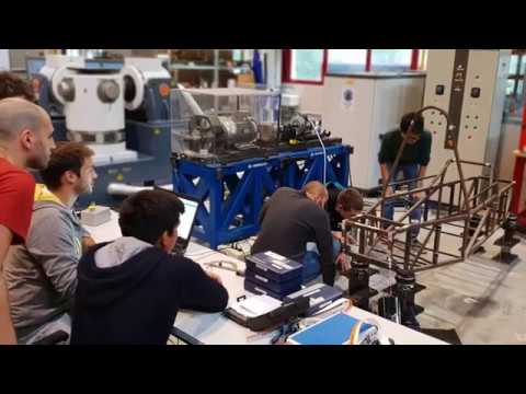 Lezione del corso "Simulazioni e test vibrazionali per lo sviluppo prodotto" (EMA)