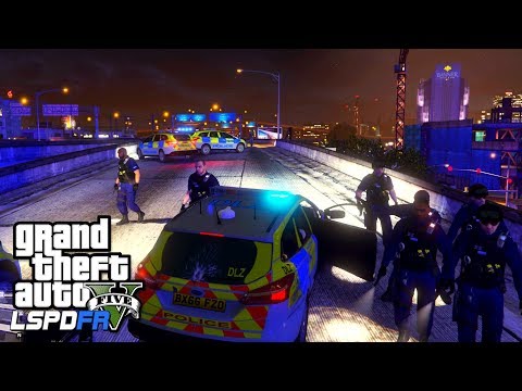 NIGHT SHIFT WITH THE RESPONSE TEAM - GTA 5 LSPDFR - The British way #108