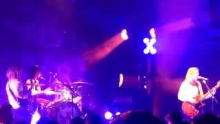 Sleater-Kinney - Let's Call It Love (live)