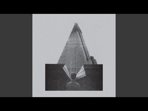 Video thumbnail for Я Не Коммунист (Ya Ne Kommunist)