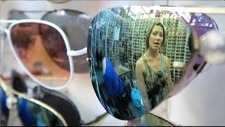 Shopping for Knock-Offs on PETALING STREET in Chinatown | Kuala Lumpur - YouTube
