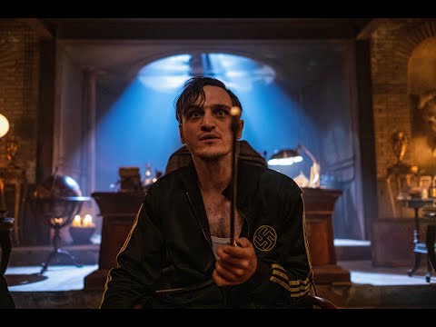 Freaks Out di Gabriele Mainetti | Clip Franz Il Pianista che vede il futuro