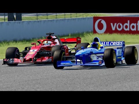 Ferrari F1 2018 vs Ligier F1 1996 - Magny Cours