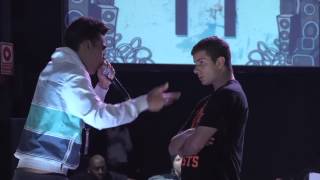 Donall vs Sofian MC - Semifinal - Granada - RedBull Batalla de los Gallos 2013 (Oficial)