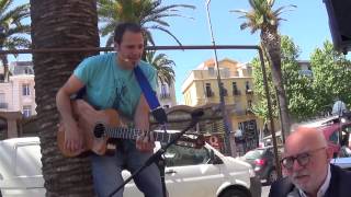 Jan Bucquoy chante le dragon magique, à la Sant Jordi