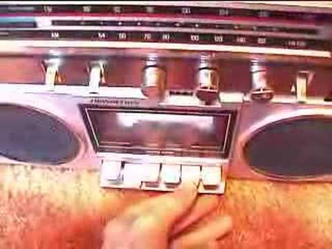 1980s Soundesign boombox, the same model I grew up with!!