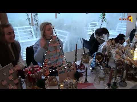 Kerstmarkt bij évive aan het water