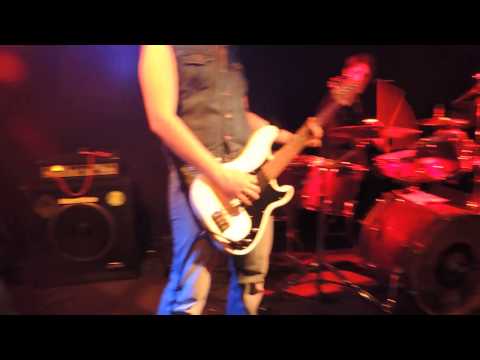 Tanztee Coverfestival: Basement Apes spielen Turbonegro - Just Flesh (Live @ Ostbunker Osnabrück)