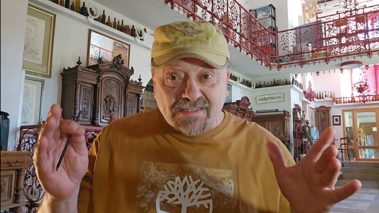 Празднование дня Победы Украины в Москве началось, наш дрон попал в самое по?