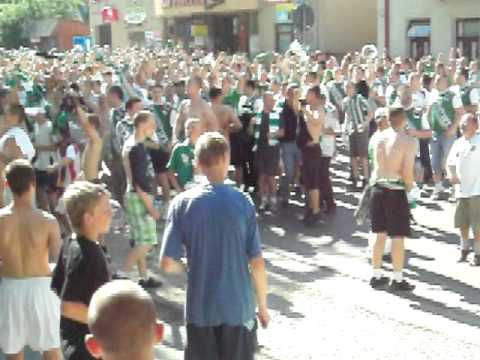 kibice zielonych (3) - derby: Radomiak - Bron - 05.06.2011 - Radom