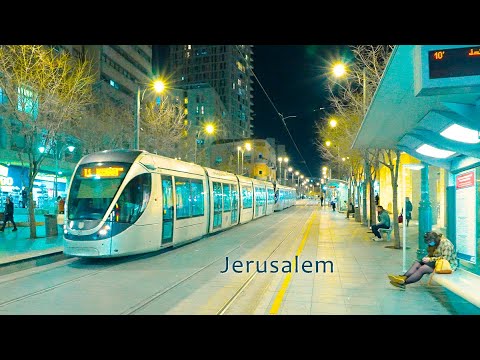 JERUSALEM at Night is BEAUTIFUL. Walk in the City Center