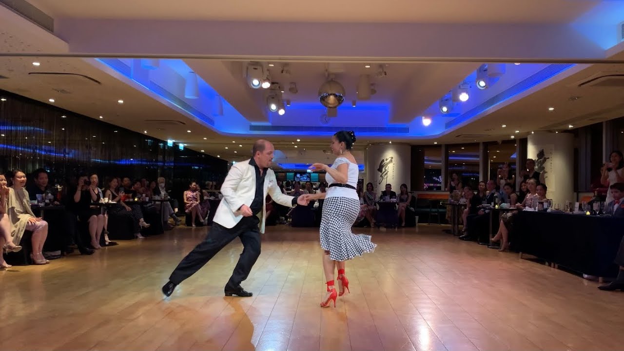 Sebastián Missé y Andrea Reyero - encore Rock n Roll-Hong Kong 2023