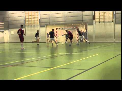 9 okt 2015 HMS 2 - Kosterman 5 com 9-6 Prachtige goal rechts links Matthijs