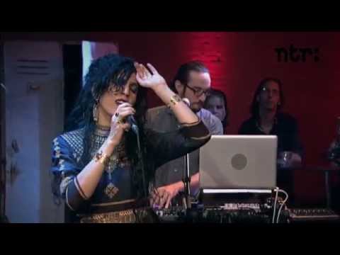 Niyaz- "Sabza Ba Naz (The Triumph of Love)" Live on Holland National Television