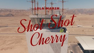 Kadr z teledysku Shot Shot Cherry tekst piosenki Lola Marsh