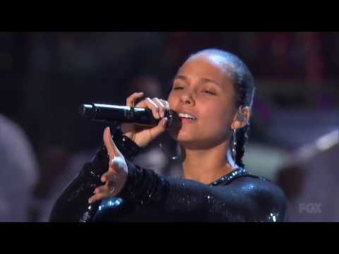 Alicia Keys e  Andra Day   Medley Someday At Christmas  Rise Up   Taraji's White Hot Holiday]