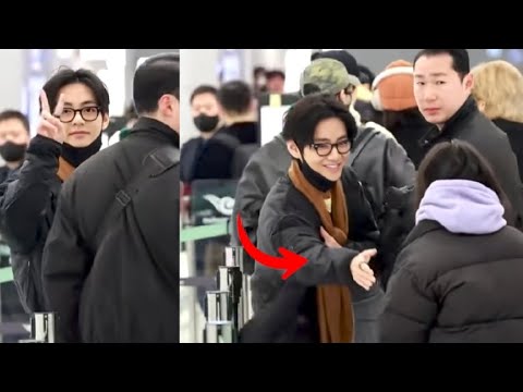 This Viral Airport Clip of BTS's V Has Everyone Saying WOW😱