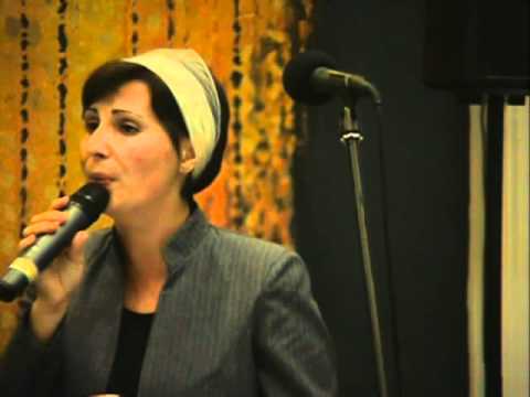 Ramona Condor - Sa stai pe stanca mantuirii senin voios si neclintit (Biserica Penticostala Albini)