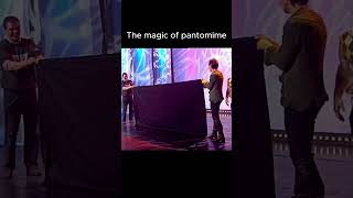 Download lagu The magic of pantomime 👍 #funnymoments mp3