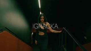 Musik-Video-Miniaturansicht zu Igračka Songtext von Antonia Dora