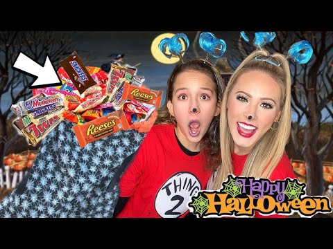 OFFICIAL TRICK OR TREAT VLOG + COSTUME REVEAL 2022 🎃👻✨