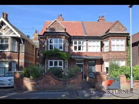 A beautiful, 5 bedroom,  period home located in the desirable 'Walks' area of King's Lynn