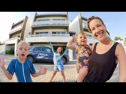 Vad händer med huset vi köpte i Sverige? Och hur bor vi i Portugal - HOUSE TOUR