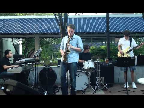 Berklee Presents Zac Zinger Group at Regattabar