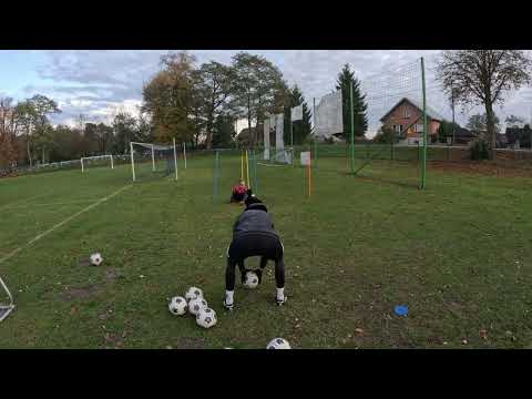 Trening bramkarski u12 (Kacper GKS Imielno) - Psychodynamika - reakcja - złożoność ruchów w obronie