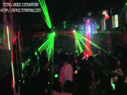 Klub Danguba, Osmi Dan - Du Hast