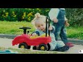 Baby Tv Oliver Discovers Car English