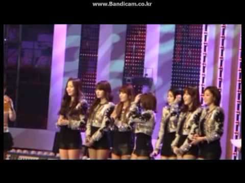 [Cam] 110327 T-ara - Talk @ Lotte Giants 2011 [4]