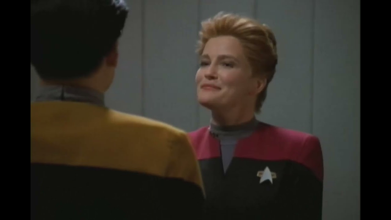 Star Trek: Voyager - "Yes, ma'am"