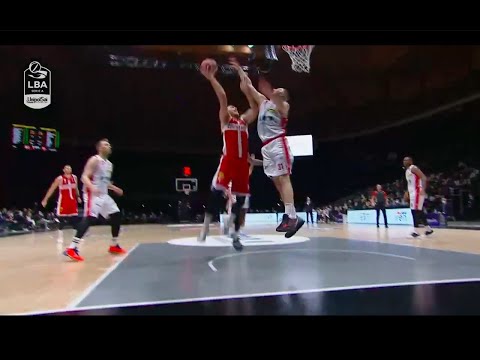 Siim-Sander Vene 23 pts vs Unahotels Reggio Emilia