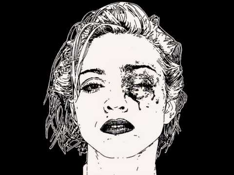 Crystal Castles - Dolls (Audio)