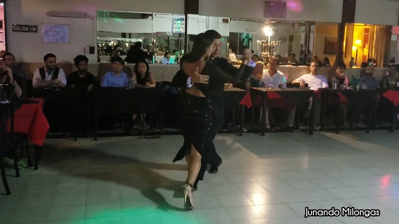 MAGDALENA VALDEZ & CRISTHIAN SOSA