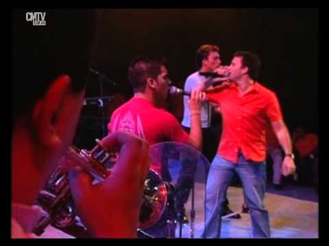 Banda XXI video Es una locura - CM Vivo 2003