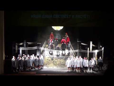 Мировая премьера в Воронеже: авангардная опера с «трупом лампочки» произвела фур...