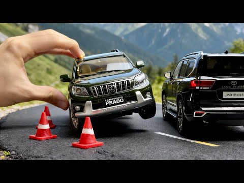 You Won't Believe These Details: 1:18 Scale Diecast Model Toyota Land Cruiser and Prado Review