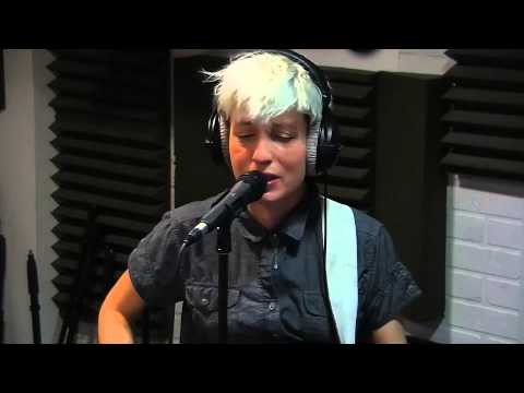 Jeanne Added - a War is coming - Session acoustique OÜI FM