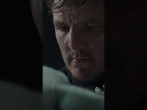 Still thinking about this tender moment between the Mandalorian and Grogu.