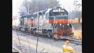 preview picture of video 'Biddeford switcher and EDPO at Wells and North Berwick,ME 03/28/1992'