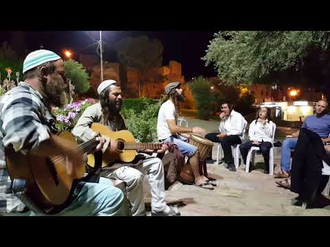 ובנה ירושלים קרליבך במערת המכפלה  Uveneh Yerushalayim Carlebach 🎶 דוד פופקו