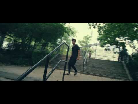 Taylor Lautner Parkour Practice In Tracers Movie