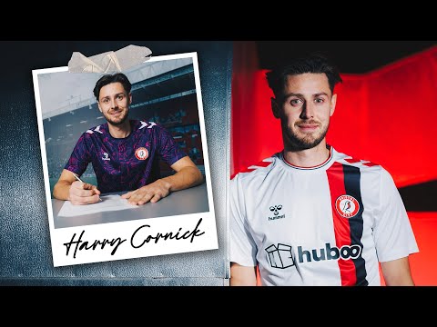 Harry Cornick's first day at Bristol City! 🏃‍♂️📸 Robins Uncut 056