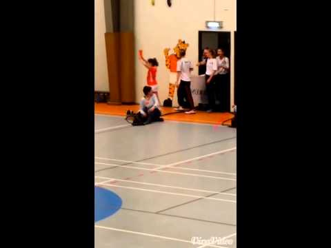 Elsemieke oplopen EK Korfbal kvHoogkerk